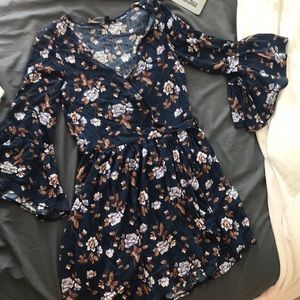 AEO dress
